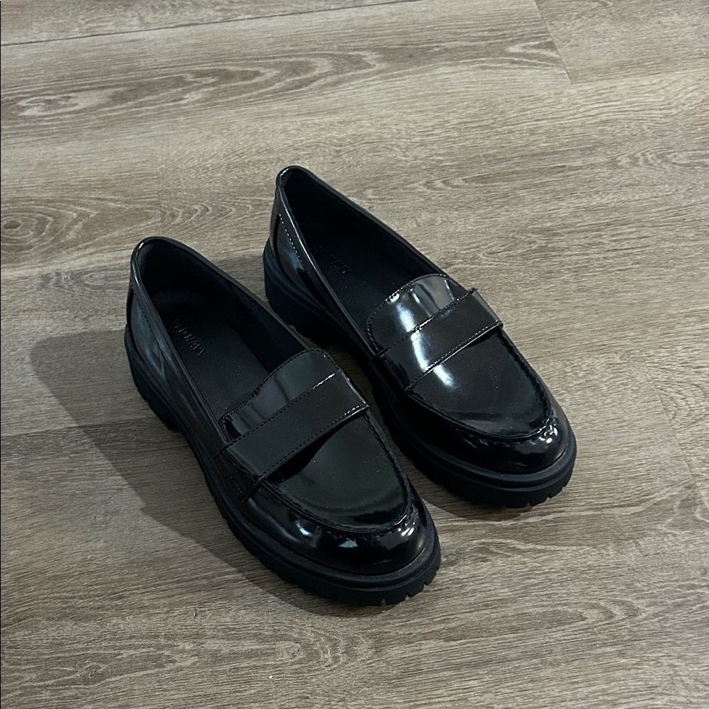 Old Navy Glossy Black Loafers for Women